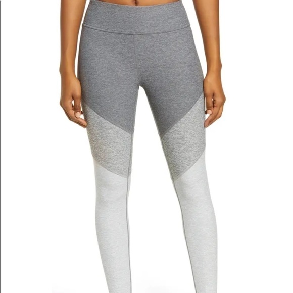 Outdoor Voices Springs 7/8 Gray Color Block Leggings Women’s Small - Picture 1 of 6